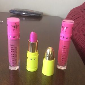 3 Jeffree Star lipsticks
